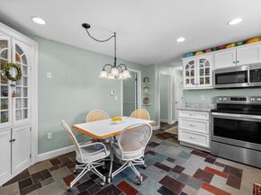44 Old Colony Dr, Westborough MA 01581