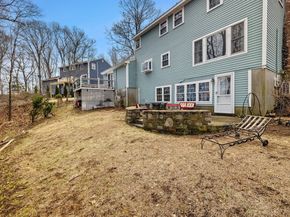 44 Old Colony Dr, Westborough MA 01581