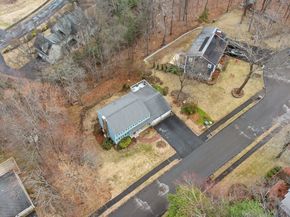 44 Old Colony Dr, Westborough MA 01581