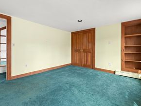 55 Colrain Rd, Topsfield MA 01983