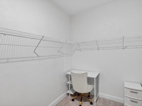 10 Logans Run 10, Millbury MA 01527