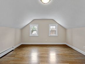 89 William, Worcester MA 01609
