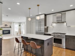 405 Parker St 405, Newton MA 02459
