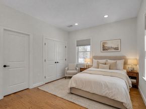 405 Parker St 405, Newton MA 02459
