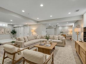405 Parker St 405, Newton MA 02459