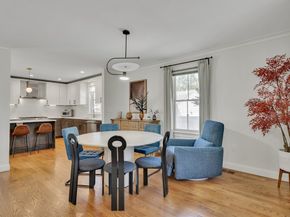 405 Parker St 405, Newton MA 02459
