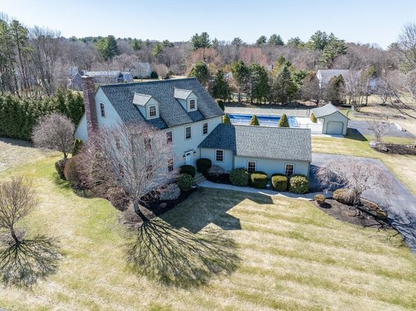 17 Stoneybrook Rd, Grafton MA 01536