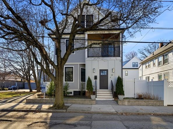 28 Cherry St 28, Medford MA 02155