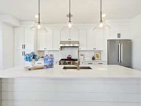 28 Cherry St 28, Medford MA 02155