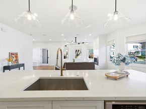 28 Cherry St 28, Medford MA 02155
