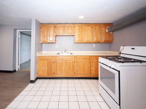 8 Fern, Worcester MA 01610