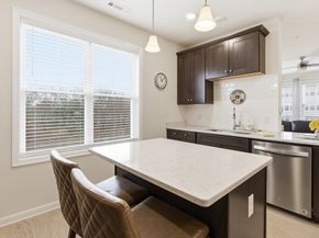 2301 Pennington Dr 2301, Walpole MA 02081