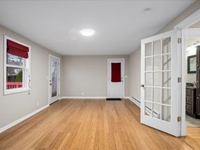 7 Chadwick St, Worcester MA 01605