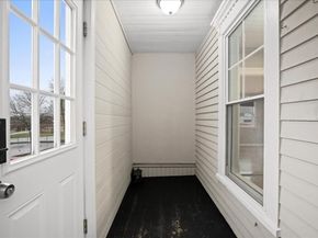 7 Chadwick St, Worcester MA 01605