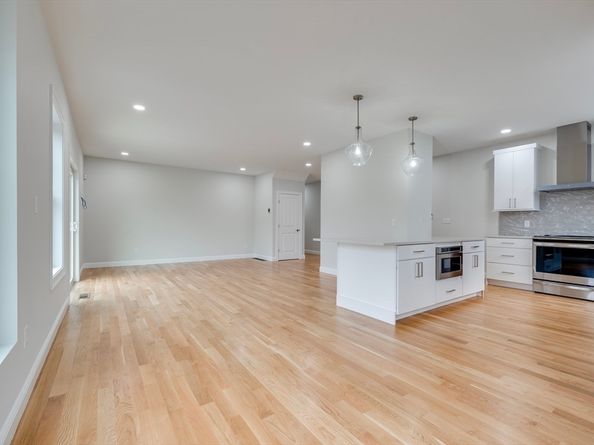 17 Strongwater Drive, Salem MA 01970