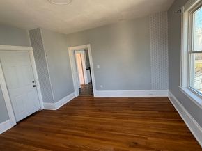 70 Vale St, Worcester MA 01604
