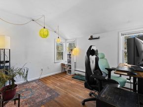 4 Crestwood Rd, Paxton MA 01612