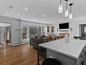 4 Crestwood Rd, Paxton MA 01612