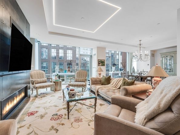 32 Traveler Street 701, Boston MA 02118