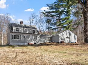 20 Bolton Rd, Harvard MA 01451