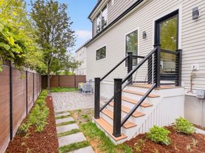 24 Newell St, Cambridge MA 02140