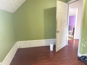 93 Greenwood St, Gardner MA 01440