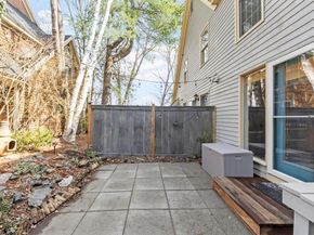111 Brigham St 11B, Hudson MA 01749