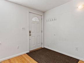 111 Brigham St 11B, Hudson MA 01749