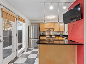111 Brigham St 11B, Hudson MA 01749