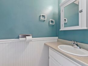 111 Brigham St 11B, Hudson MA 01749