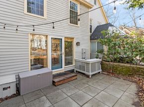 111 Brigham St 11B, Hudson MA 01749