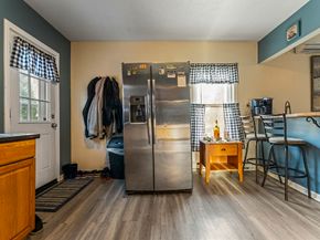 19 Chapel St, Warren MA 01092