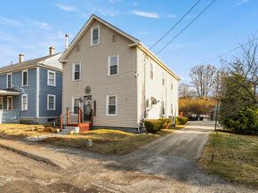 19 Chapel St, Warren MA 01092