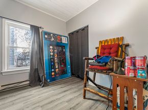 19 Chapel St, Warren MA 01092
