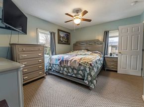 19 Chapel St, Warren MA 01092
