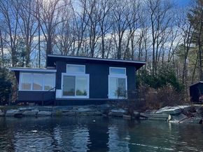 102 River Street, Leicester MA 01542