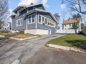 54 West St, Brockton MA 02301
