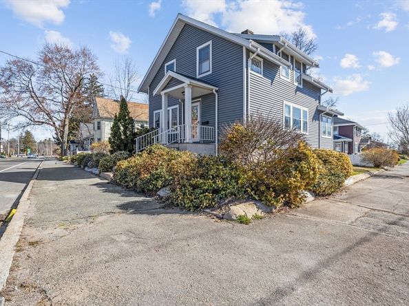 54 West St, Brockton MA 02301