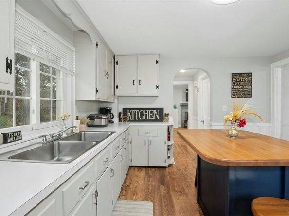 94 Spruce St, Framingham MA 01701