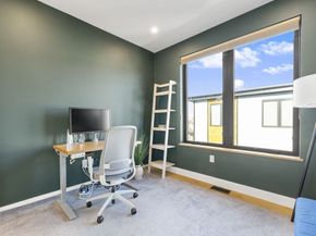 31 Hall St 2, Waltham MA 02453