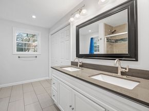 259 Park Ave, Wareham MA 02538