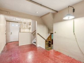 13 Crowley Rd, Burlington MA 01803