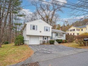 13 Crowley Rd, Burlington MA 01803