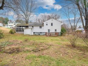 13 Crowley Rd, Burlington MA 01803