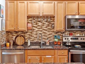 200 Martins Lndg 102, North Reading MA 01864