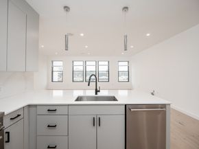 340 West 2nd Street 19, Boston MA 02127