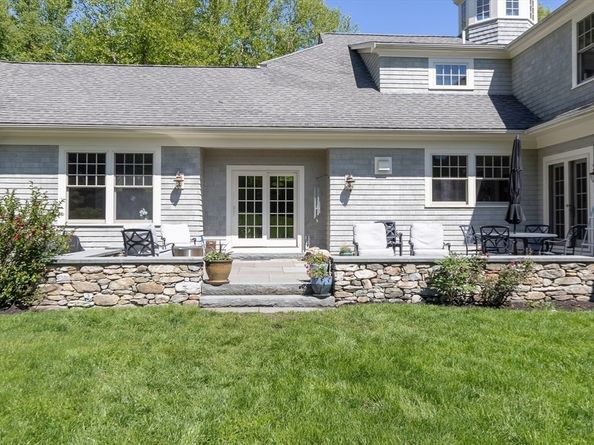 45 Wendy Lane, Holliston MA 01746