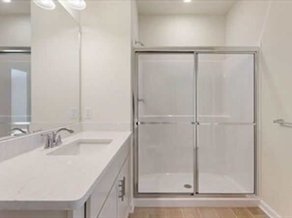 3 Peters Farm Way 210, Westborough MA 01581