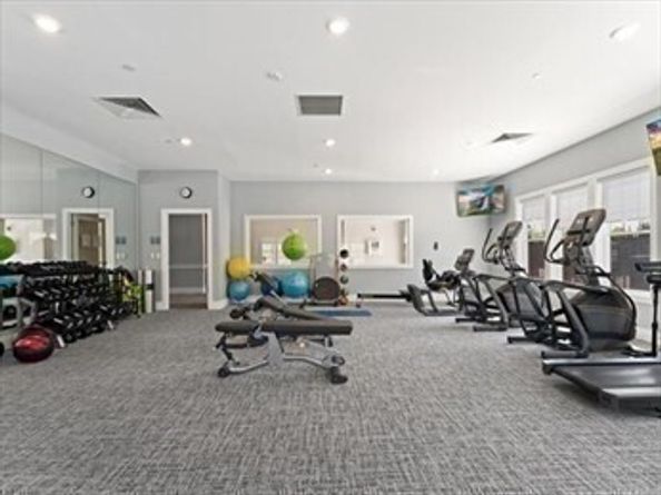 3 Peters Farm Way 210, Westborough MA 01581