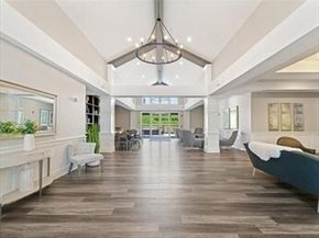 3 Peters Farm Way 210, Westborough MA 01581